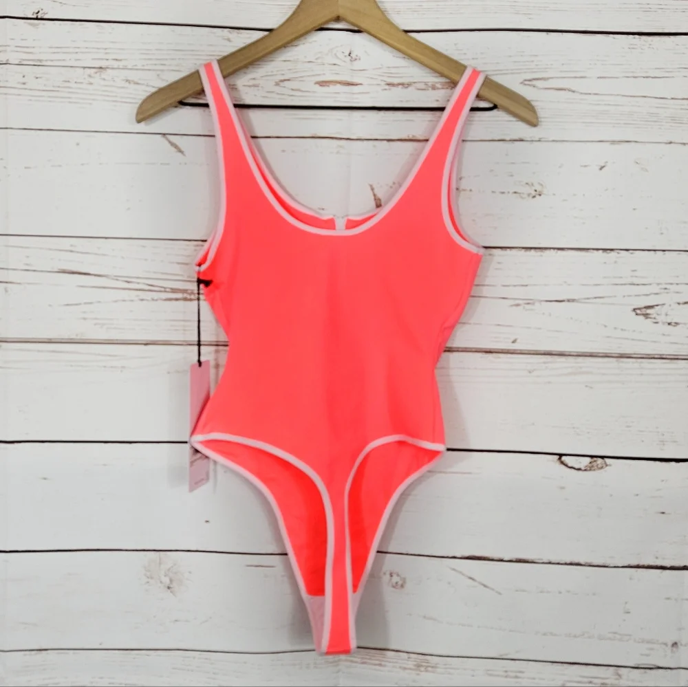 Alo Yoga | Supernova Neon Pink Bodysuit NWT